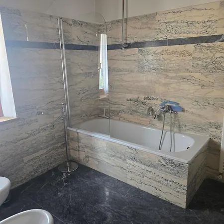 Prosecco Hill Apartman *